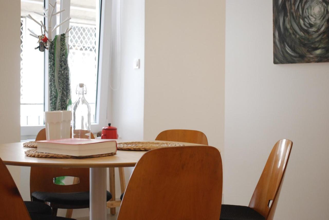 בודפשט Stylish Studios Apartment In The City Center With Air Conditioning מראה חיצוני תמונה